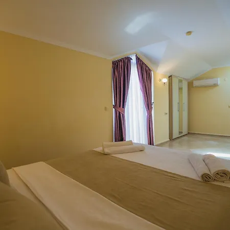 Sunset Club Aqualettings Pearl 9 Villa