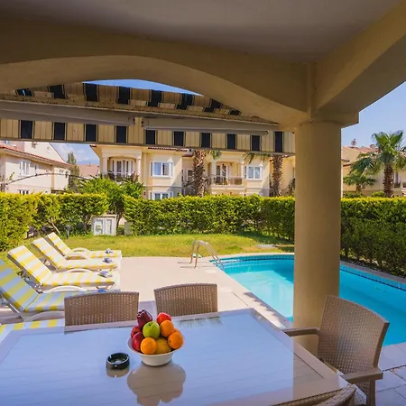 Sunset Club Aqualettings Pearl 9 Villa